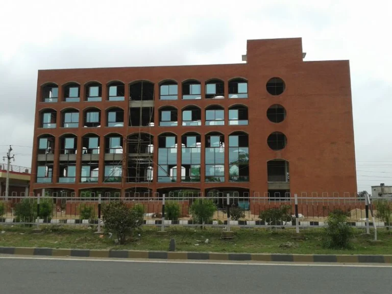 Bank Building — Bharuch (New), Bharuch, Gujarat